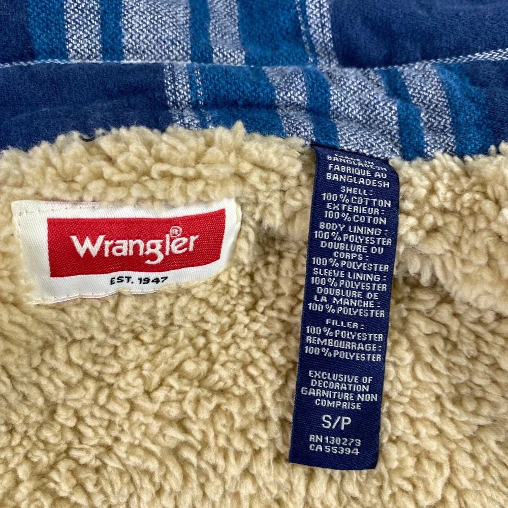Wrangler Shirt Jacket Mens Small Blue Plaid Sherpa Lined Flannel Shacket HSP3SVB